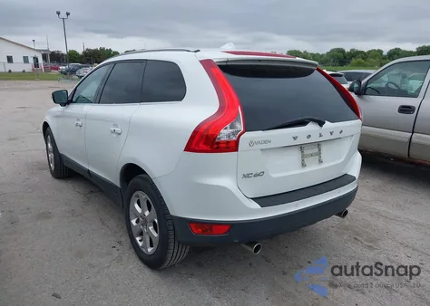 2013 Volvo Xc60 3.2 Premier из США, поврежденный, VIN YV4952DLXD2421434
